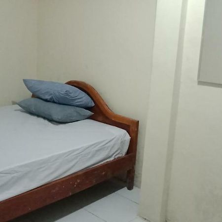 Gandrung City Hostel บันยูวังงี ภายนอก รูปภาพ