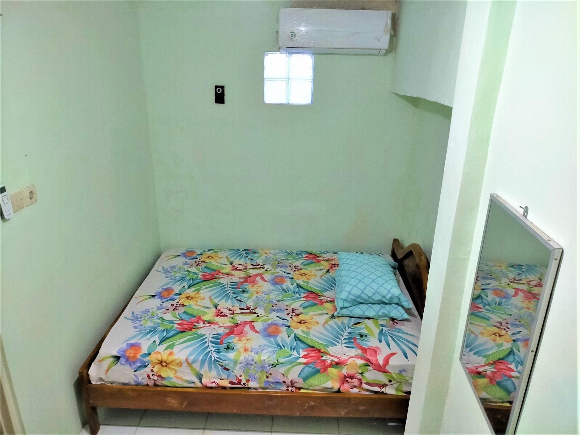 Gandrung City Hostel บันยูวังงี ภายนอก รูปภาพ