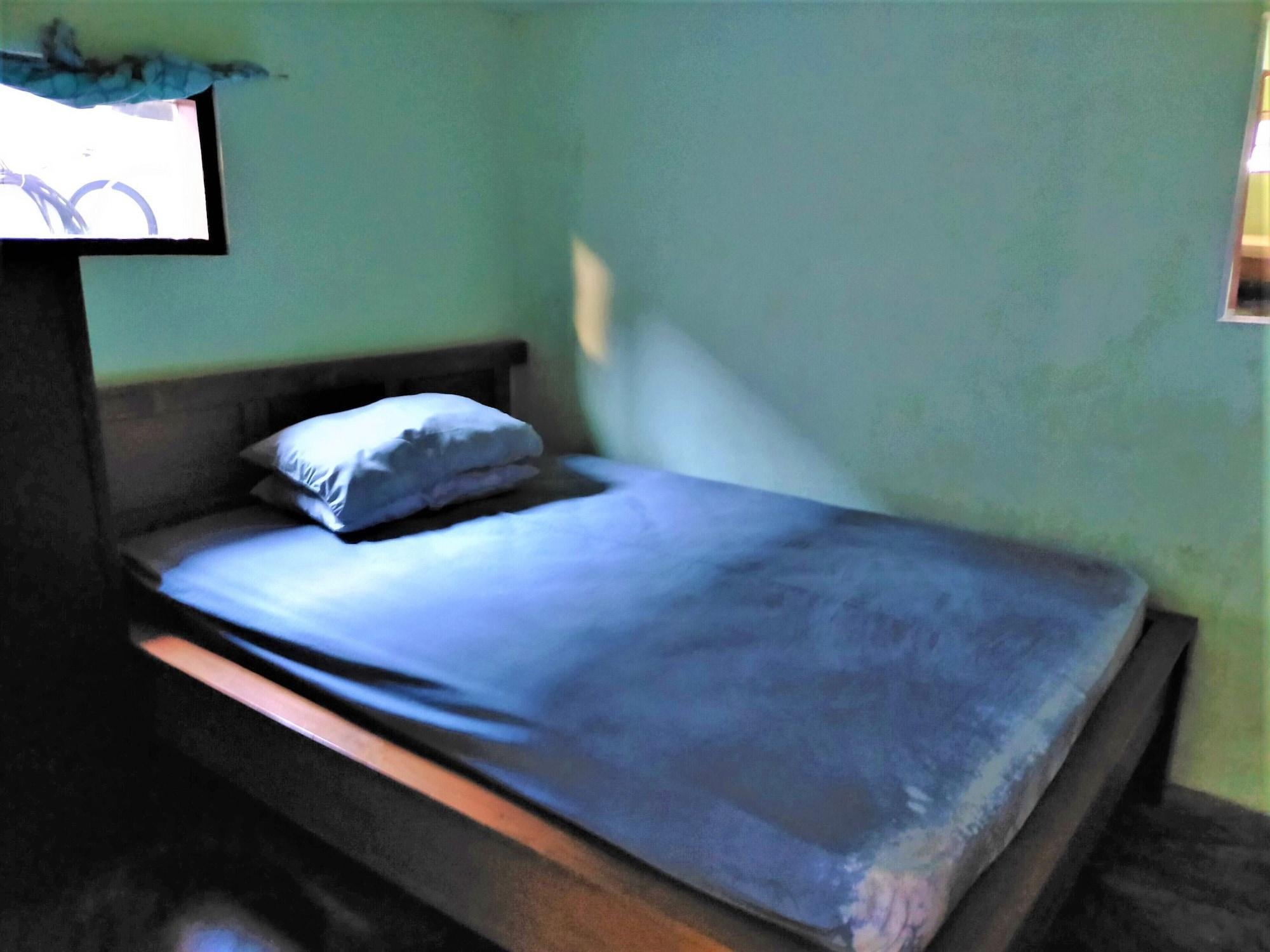 Gandrung City Hostel บันยูวังงี ภายนอก รูปภาพ