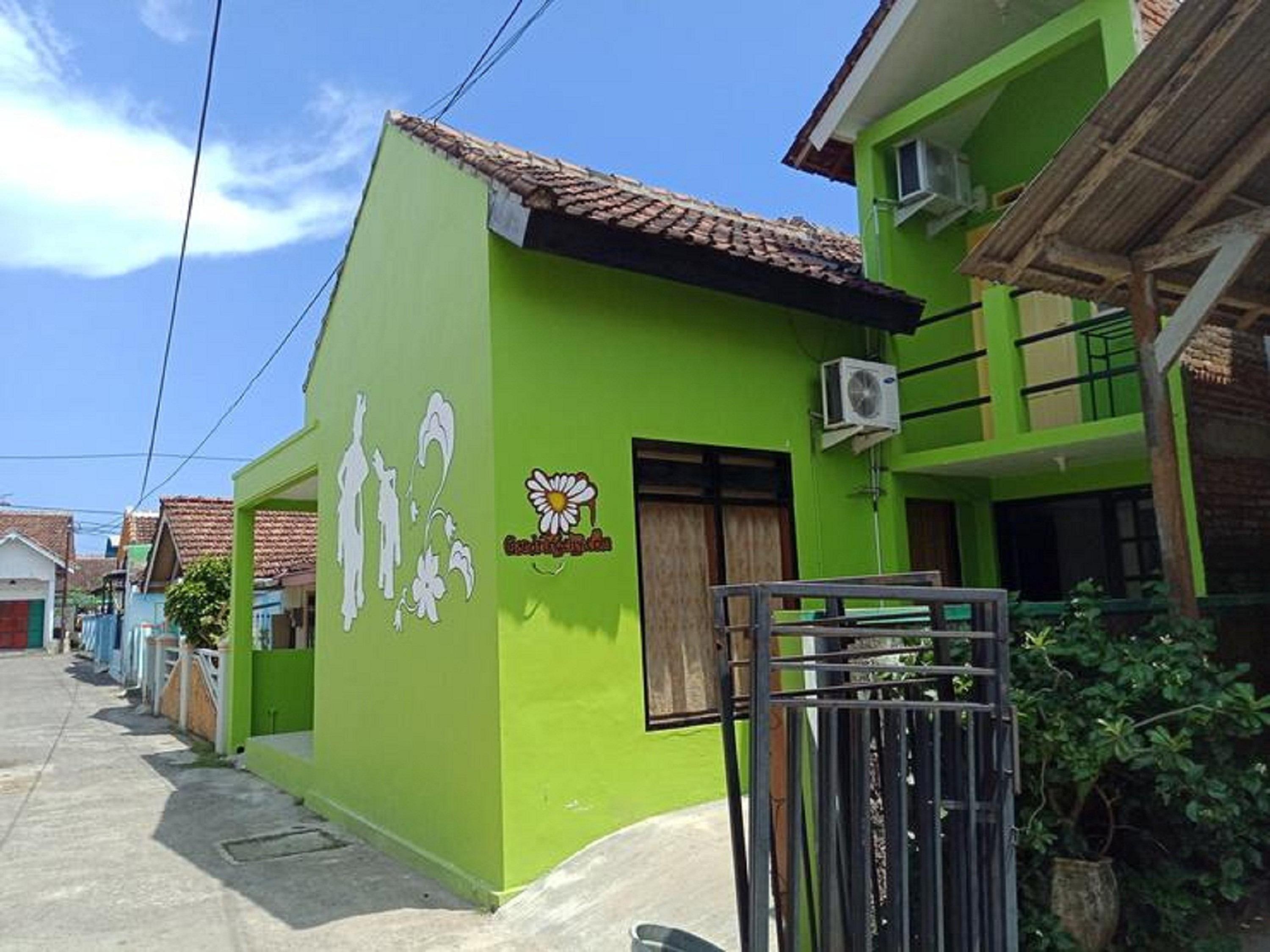 Gandrung City Hostel บันยูวังงี ภายนอก รูปภาพ