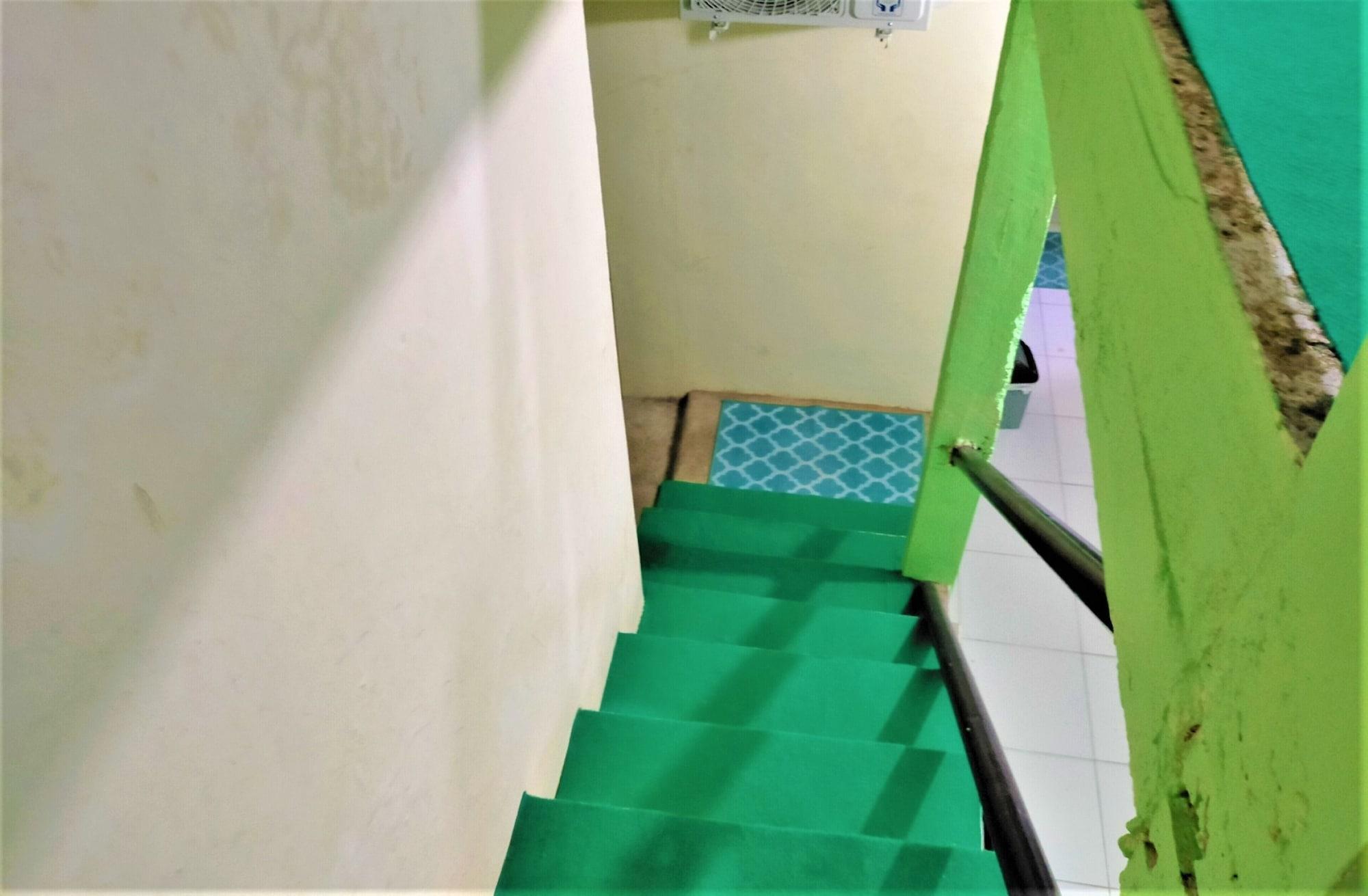 Gandrung City Hostel บันยูวังงี ภายนอก รูปภาพ
