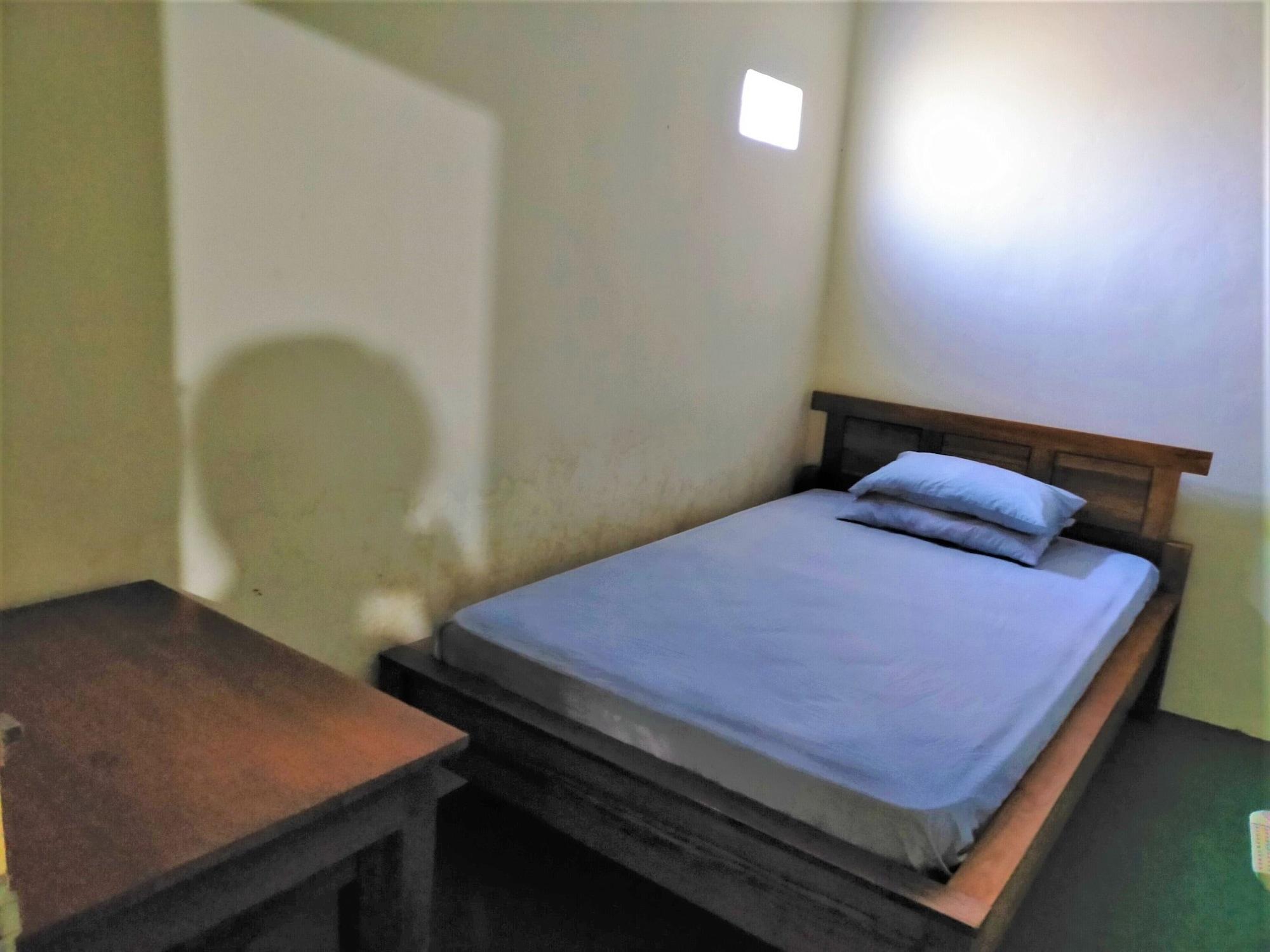 Gandrung City Hostel บันยูวังงี ภายนอก รูปภาพ