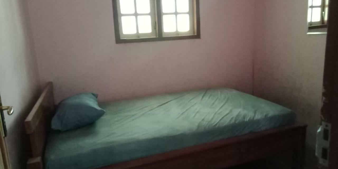 Gandrung City Hostel บันยูวังงี ภายนอก รูปภาพ