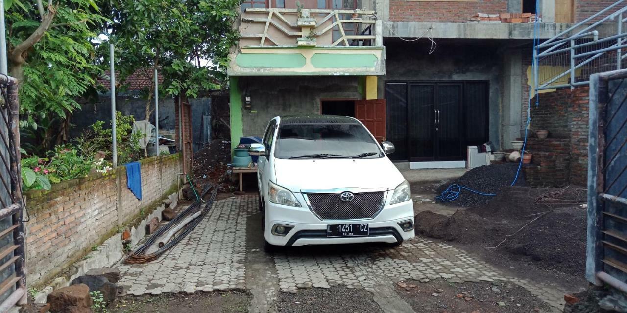 Gandrung City Hostel บันยูวังงี ภายนอก รูปภาพ